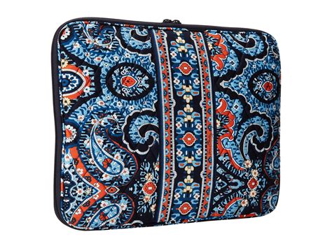 Vera bradley laptop sleeve - Vera Bradley Weekender Travel Bag. Amazon. ... There's also a laptop sleeve and zippered and open pockets on both the inside and outside of the bag, which we love for packing accessories.